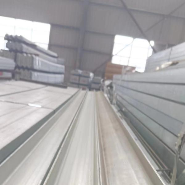 Customizable Galvanized Sheet Metal Channel / Galvanized Metal U Channel For Heavy Duty Construction