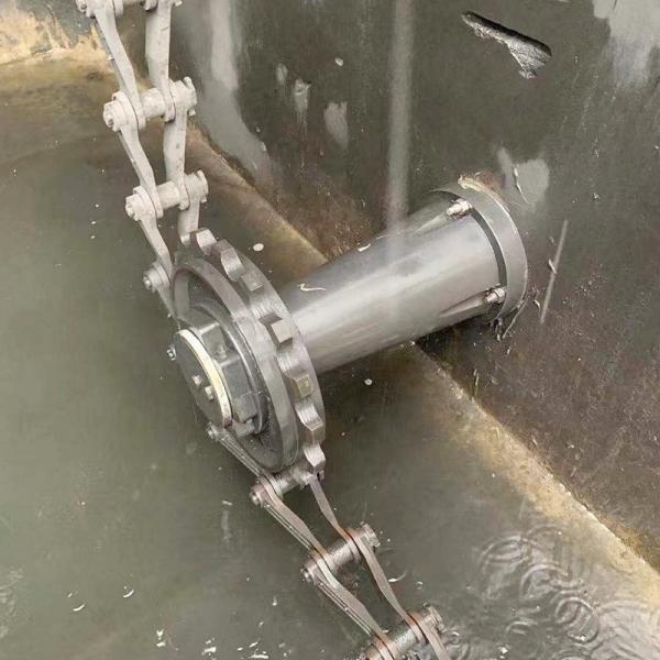 Non Metallic Chain Sludge Scraper Equipment 0.37kw For Urban Sewage Treatment Plant