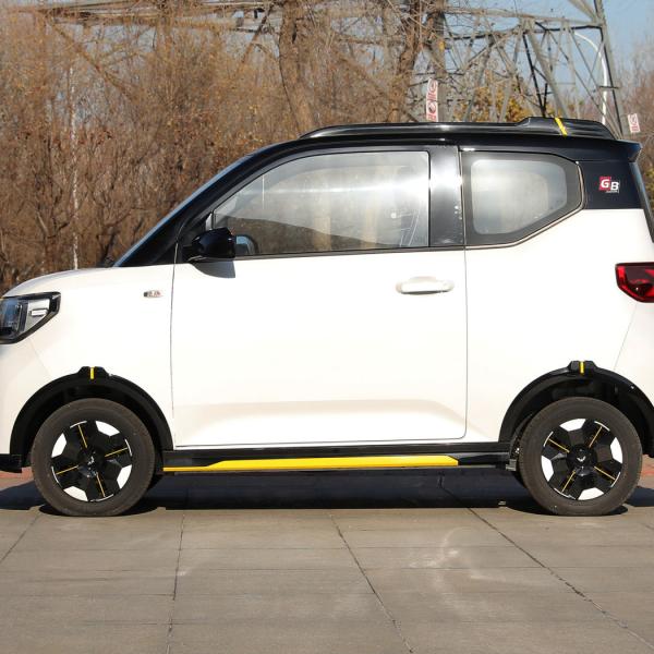 Range 300km New Energy Mini Car 100km/H Wuling Hongguang 100% Electric