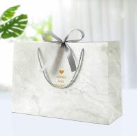 Cosmétiques d'affaires bijoux Sacs d'emballage Sacs de magasinage Sacs en papier cadeau avec ruban