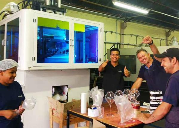 12CAV 3000BPH Bottle Blow Molding Machine PET Bottle Blowing Process 3 Ltr