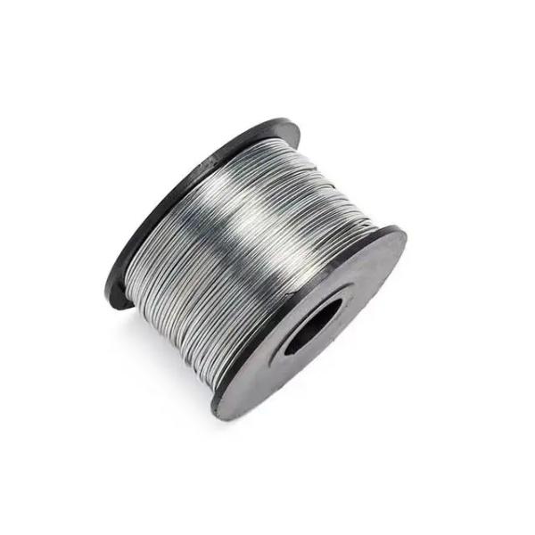 Quente de aço inoxidável do preto do carretel do fio de solda de BS443 0.3mm mergulhado galvanizou a bobina de grande resistência do carretel do fio de aço