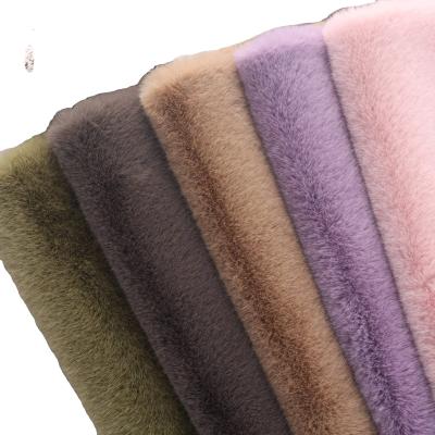 Stock Many Color 100% Polyester 20mm 670GSM Plush Thick Faux Lifelike Mink Sable Fur for Blankets Women's Coat Pet Blanket