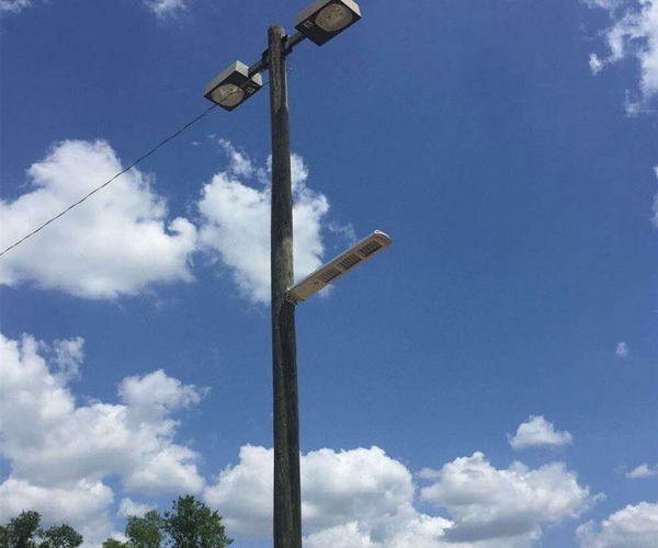 Le Senor 5000lm 50W de mouvement a mené le réverbère solaire