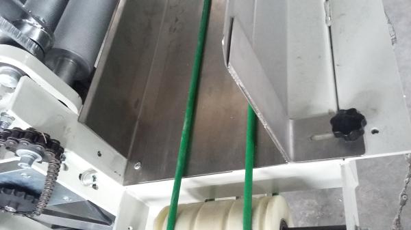 High Efficiency Spaghetti Cutting Machine / Spaghetti Production Line Long Life Span