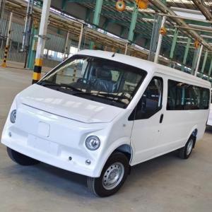 Minibus électrique de 7 à 14 sièges 5,4 m Van Rage jusqu'à 200 km Adapté à