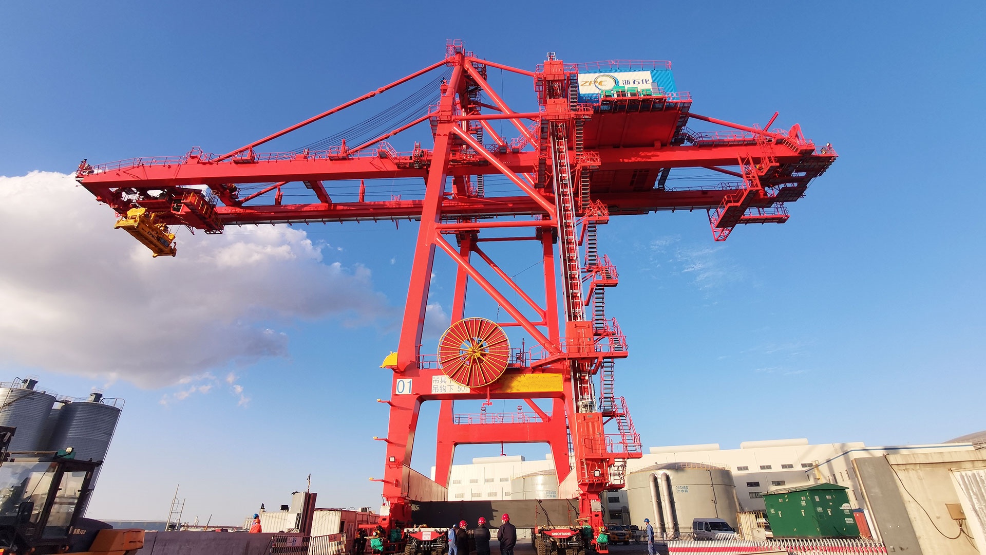 STS Ship-to-Shore Container Crane 65T 70M Quay Crane for Ultra-Large Container Vessels
