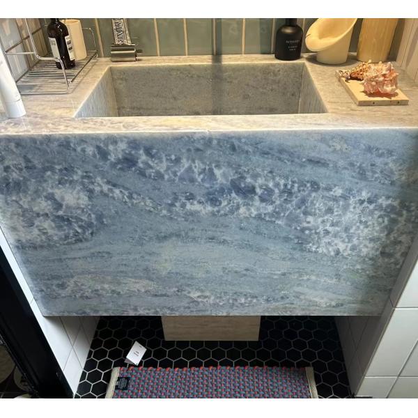 Cubierta de lavado de cristal azul de mármol de lujo.