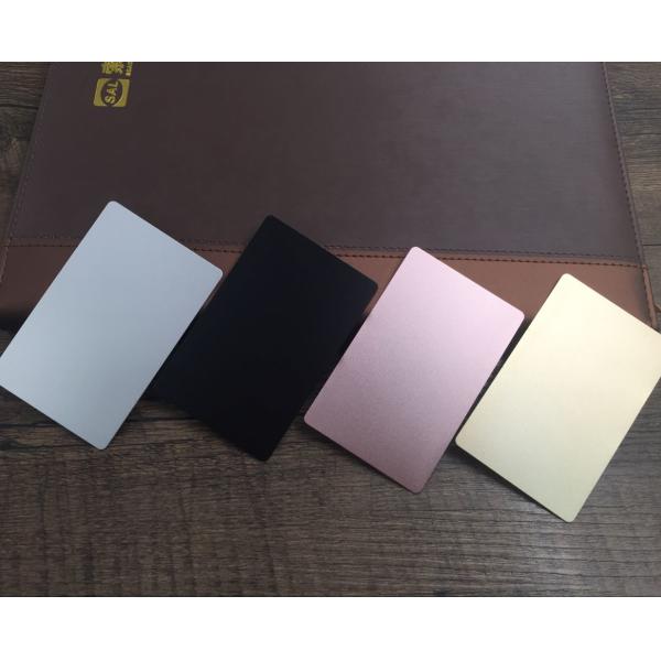 Красочные анодированные алюминиевые визитные карточки почистили законченный вытравленный высекать щеткой