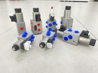 60bar 2 Posição válvula solenoide hidráulica Portas de óleo JIS de oito vias