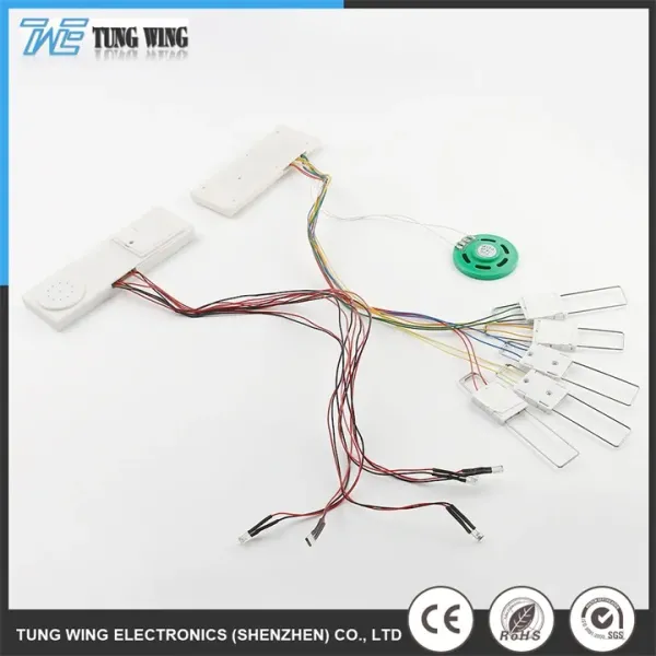 Waterproof Sound Module with Replaceable Battery and Customizable Sound Duration for Greeting Cards and Toys