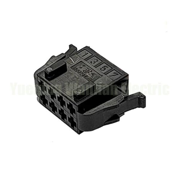 8 pin 1563769-1 for heating front seats Automotive Steering Wheel Heating Module Wiring Harness Composite Socket