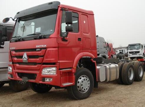 Sinotruk Euro 2 Engine 6X4 HOWO7 336HP 371HP 420HP Prime Mover Truck Single Sleeper Tractor Truck