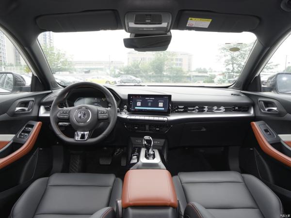Automatic Air Conditioner Mg5 2023 300TGI DCT flagship 4-door 5-seater sedan with Top Speed of 200 KM/h