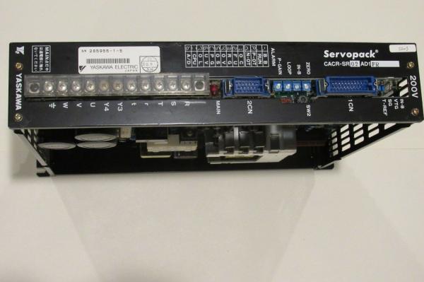 YASKAWA CACR-SR02-AD1-FR|サーボ ドライブ200V   産業元の新しいサーボ コントローラー