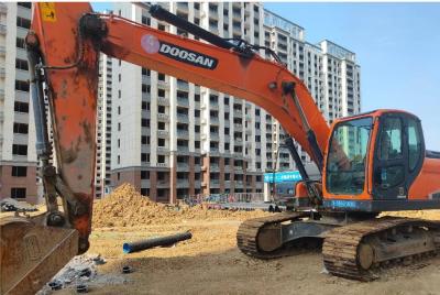 Second Hand Doosan DX215 Backhoe Digger Excavator 20800kg 0.92m3 Bucket