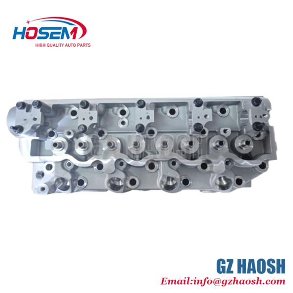PARTES DE MOTOR DE AUTO para Mitsubishi 4D56U Cabeza de cilindro completa