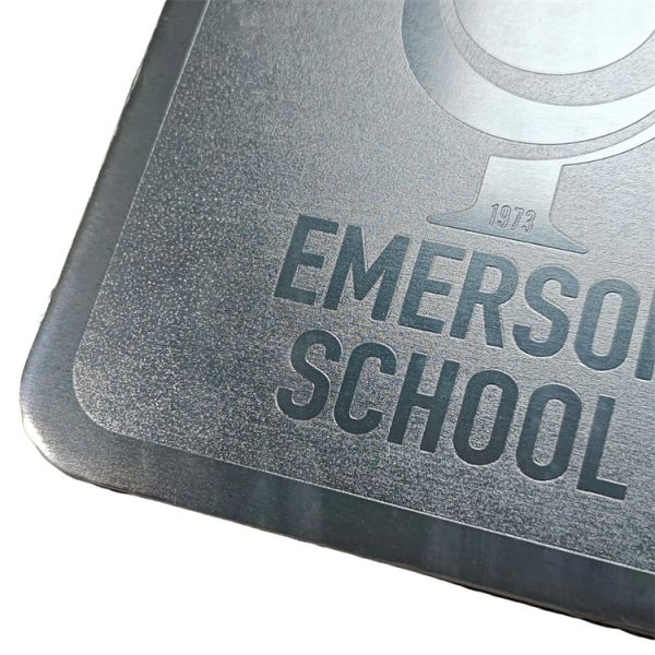 Square Custom Metal Coasters Embossed Aluminum Coasters Corrosion Resistant