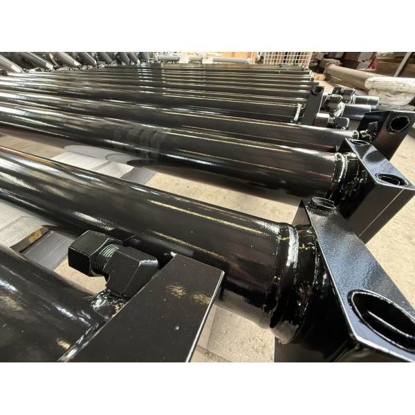 Hard Chrome Plated Telescopic Hydraulic Cylinder With Valve Block Integrated Boom Head
