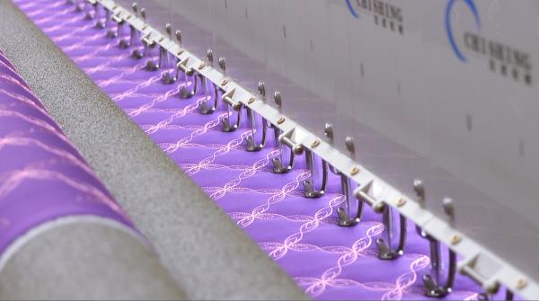 High Capacity Industrial Embroidery Machines 34 Heads 300 G/M2 Quilting Thickness