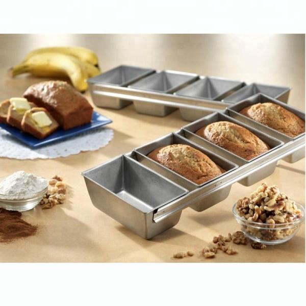 RK Bakeware China-Chicago Metallic 3 Straps Glazed Cinnamon Package Roll Pan