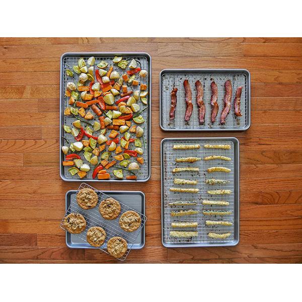 Stainless Steel Wire Mesh Baking Tray , Bakeable Cooling Rack Set