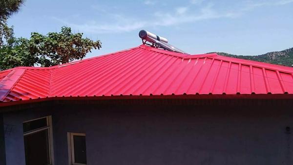 Pre-painted Galvanized Steel Roofing Sheet in Red Color for Villas