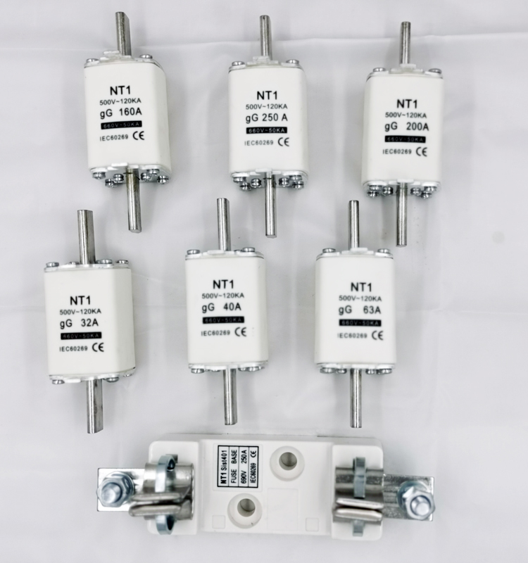 High Breaking Capacity 500V 120KA 200A HRC Ceramic/Copper Fuse Link Low Voltage Fuse Block Thermal Usage CE/TUV Certified