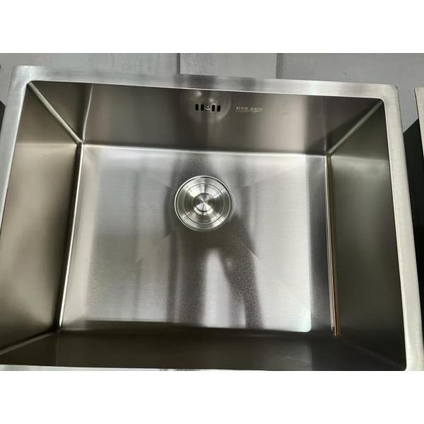 Stainless Steel Kitchen Single Bowl Sink With Easy To Clean Drainer And Durable Material