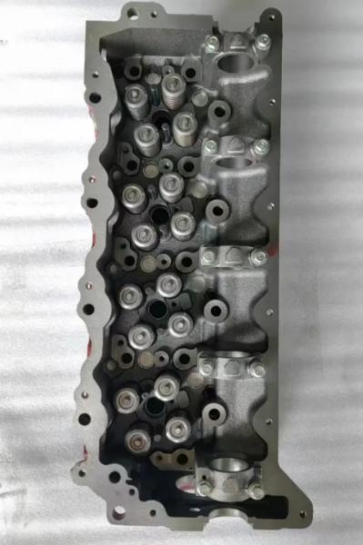 J05 Engine Cylinder Head Diesel Engine Parts J08C J08E P11C 11101-E0B61 Assembly Is Suitable For SK200-8 SK260-8 SK350-8