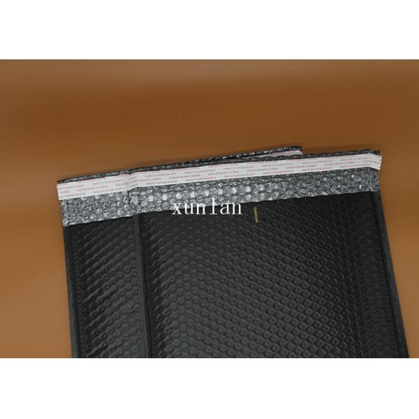 Ningunos anuncios publicitarios polivinílicos de envío de la burbuja del descoloramiento, bolsos de burbuja negros planos del correo de la ropa