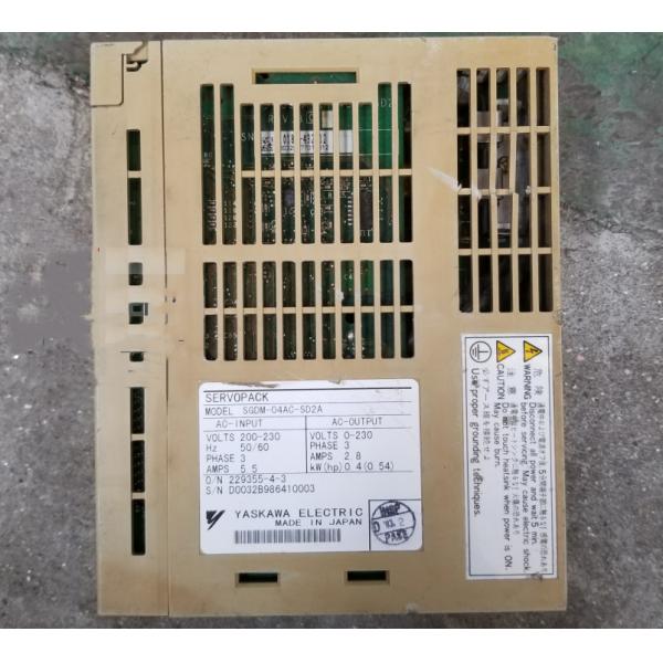 Yaskawa SGDM-04AC-SD2A AC SERVO AMPLIFIER 200-230V 5.5A 0.4KW NEW