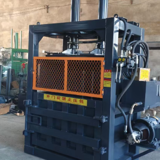 Custom Vertical Baling Machine With Special Material Handling IOS 9001