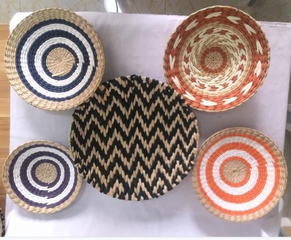 2021 new design High quality Wholesale seagrass wicker wall baskets wall plates hanging decor items