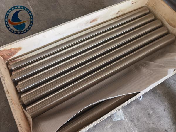V Shaped Slots Johnson Stainless Steel Screen With 222 Flange And Hexagonal Ends