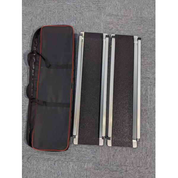 Contemporary Design Style Portable Folding Wheelchair Ramp with Aluminum Material
