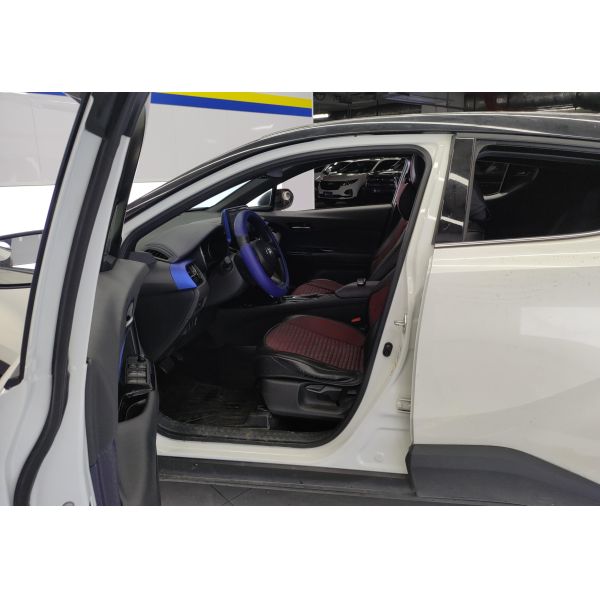 China 2019 Toyota C HR Cars Accessories New Cars Used 2.0L Economy Gasoline Vehicle Cars SUV Gas for Toyota C-HR