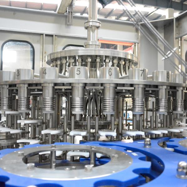 Покрывать роторного Monobloc сока машины Capper заполнителя Rinser разливая по бутылкам