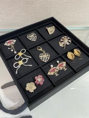 Elegant Designer Fashion Earrings Beautiful High End Stud Earrings