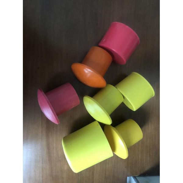 Столб кольев пластиковый покрывает сталь арматуры 40mm конкретную для арматуры защитной