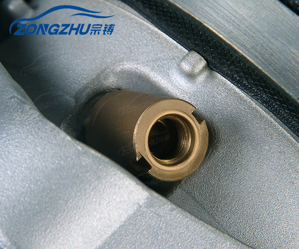 Старые модельные амортизаторы гидровлического удара Q7, амортизаторы удара тележки для Audi 7L8 616039D