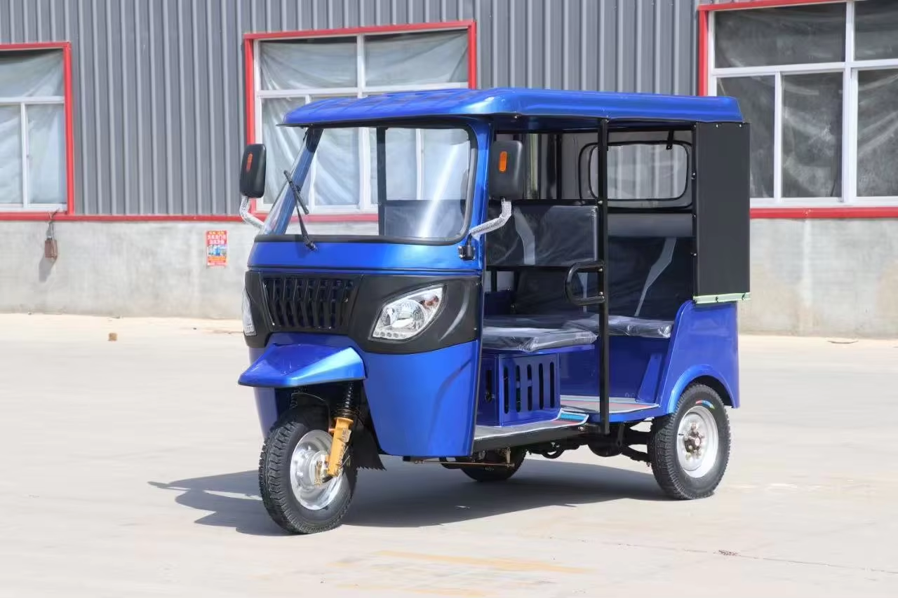 HOT Relieve Passenger-carrying Gasoline Powered Tricycle Tuk Tuk Petrol Motorcycle