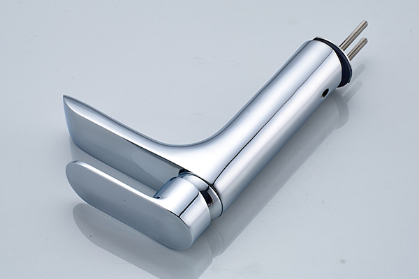 Solid Brass Swan Bathroom Faucet , Bathroom Water Faucet Free Rotation Zinc Handle