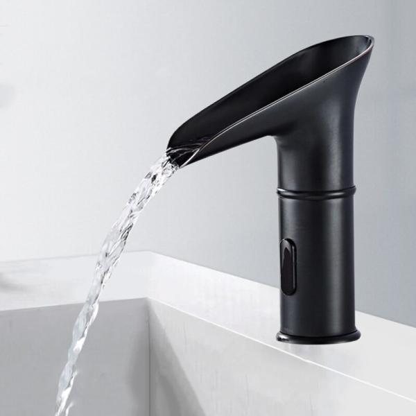 SUS304 Automatic Infrared Induction Water Tap Faucet Cold And Hot All Copper