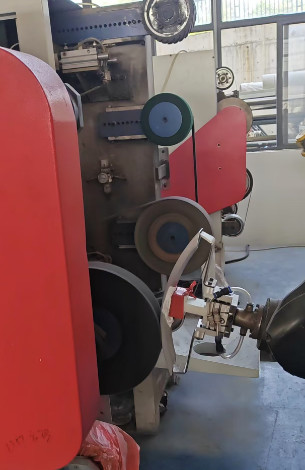 Экологически чистый робот для полировки / чистки