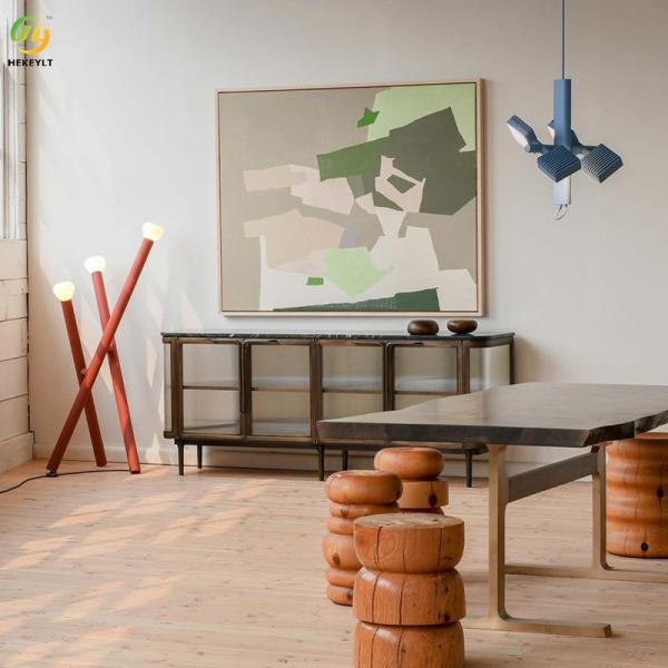 Lâmpada de assoalho simples nórdica para a sala de visitas Sofa Villa Bedroom Study