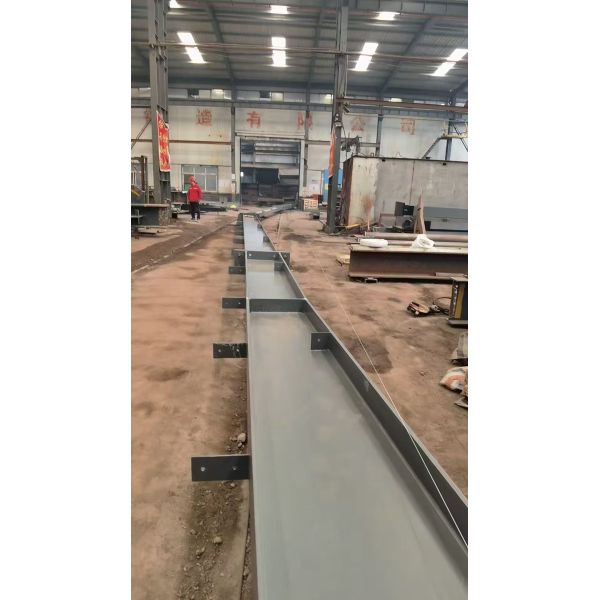 Custom-Engineered for Extreme Environments PEB Steel Factory with 50 Years Life Span and Galvanized Light Steel Frames
