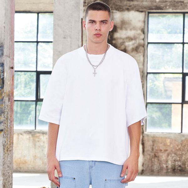Clothing Manufacturers Custom 220 Gsm Tshirt Heavyweight Seamless T-Shirt Boxy Cropped T Shirt