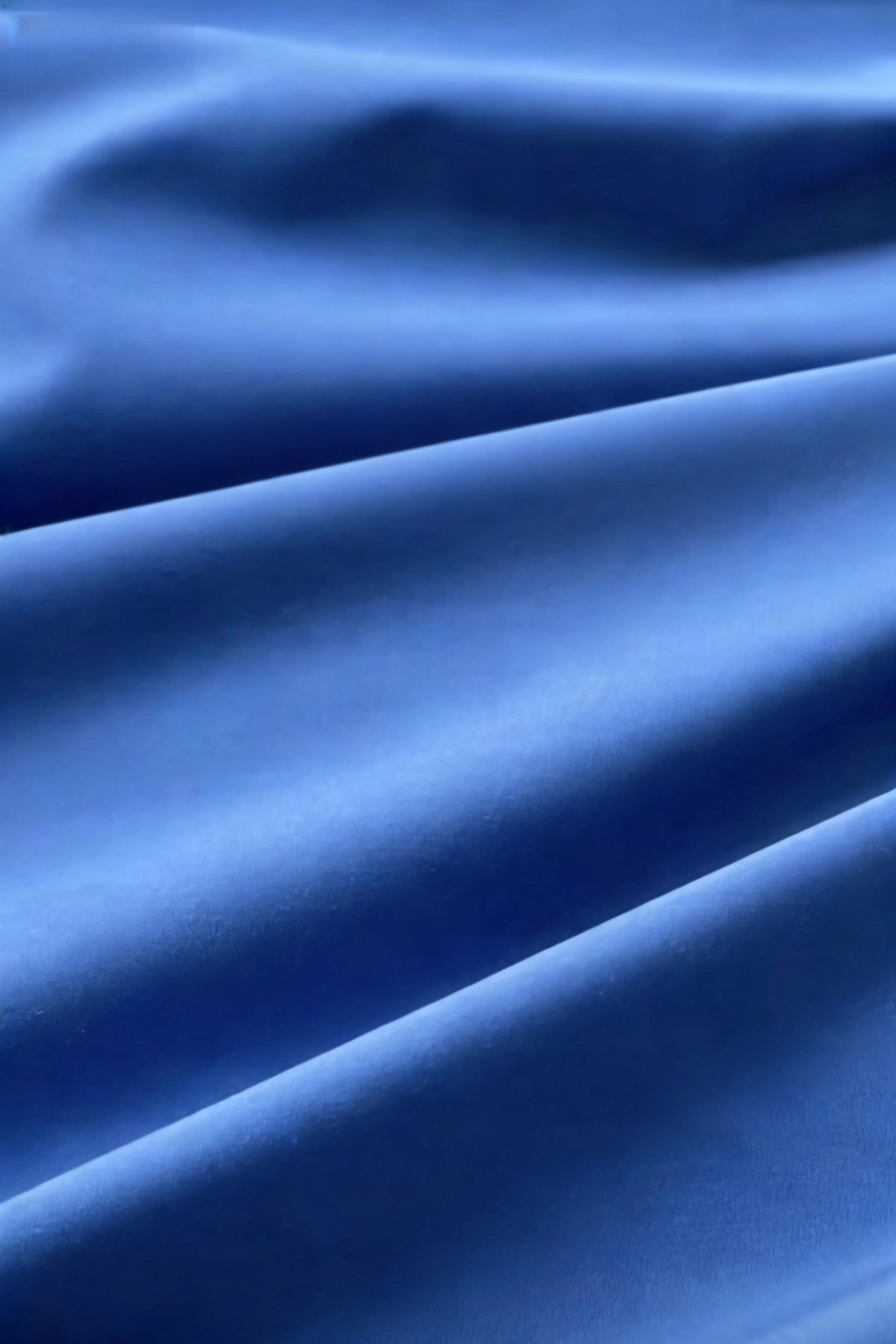 This 100% Polyester Poplin is made from 75D × 75D yarns at 110 GSM and woven in a high-density construction