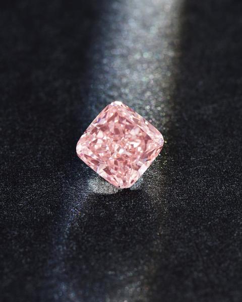 El rosa Diamond Cushion Brilliant Fancy Light flojo sintético 3ct IGI certificó